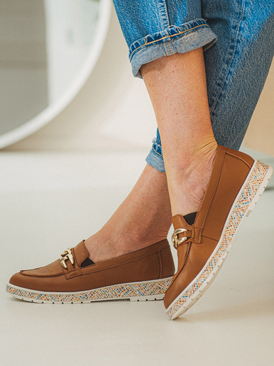 Mocassins élastiqués à bride fantaisie - Pédiconfort - Marron