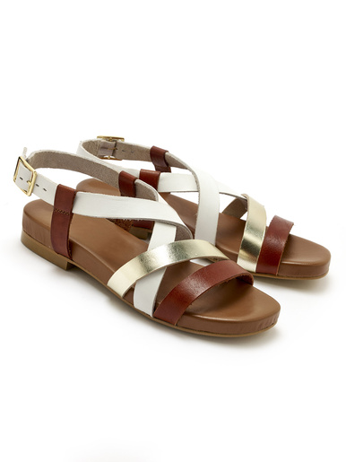 Sandales plates en cuir