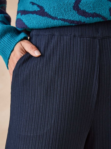 Pantalon large et droit