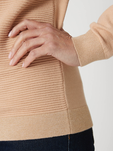 Pull en maille jersey et ottoman