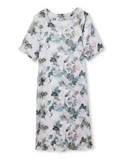 Robe effet satiné manches larges