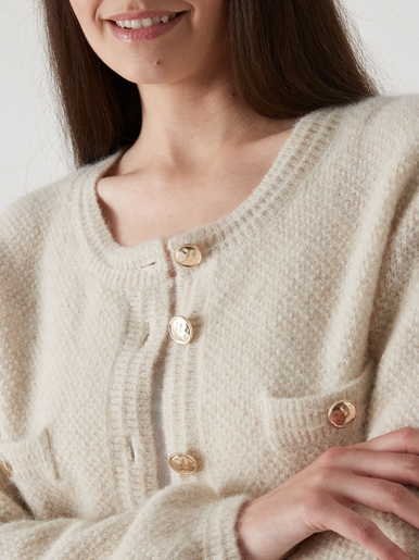 Cardigan chic