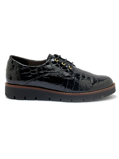 Derbies vernis façon croco