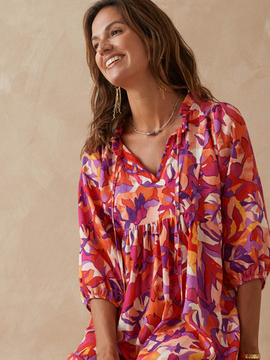 Robe encolure tunisienne volantée