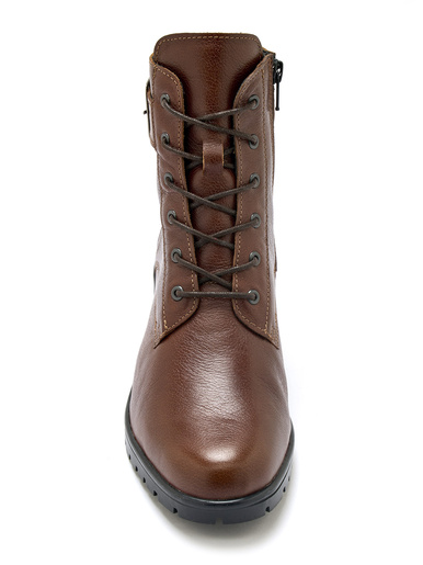 Boots cuir doublées suédine