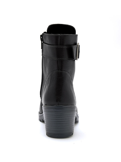 Boots cuir doublées suédine