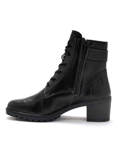 Boots cuir doublées suédine