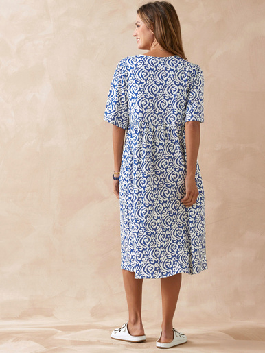 Robe évasée élastiquée taille