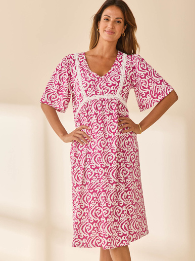 Robe évasée élastiquée taille