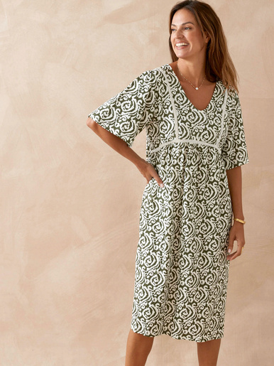 Robe évasée élastiquée taille