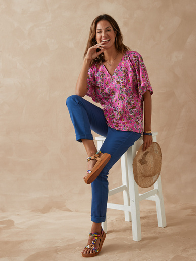 T-shirt col V manches papillon