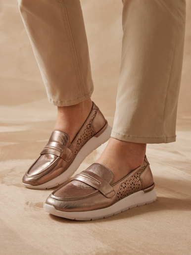 Mocassins cuir motifs ajourés - Pédiconfort - Mordoré