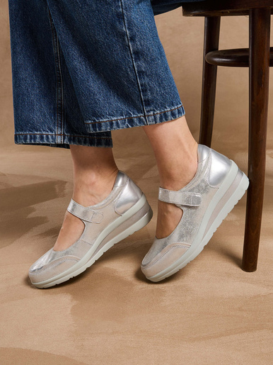 Babies cuir à scratch semelle compensée