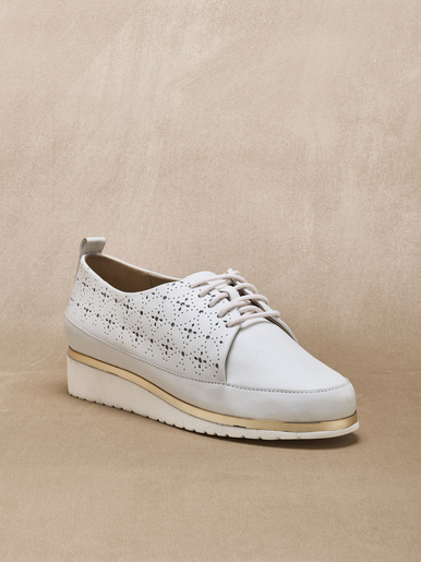 Derbies compensés cuir perforé