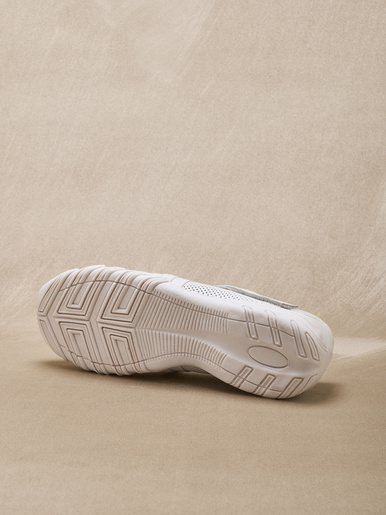 Babies d'été cuir perforé