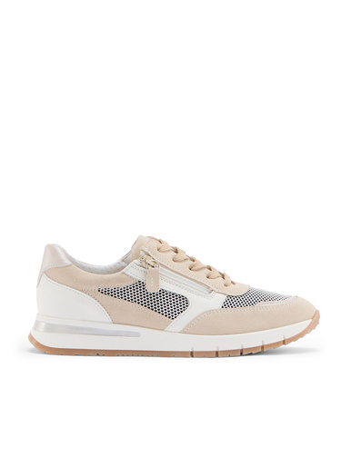 Baskets fermées par zip et lacets