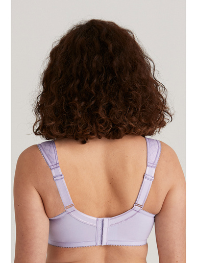 Soutien-gorge armatures enveloppant