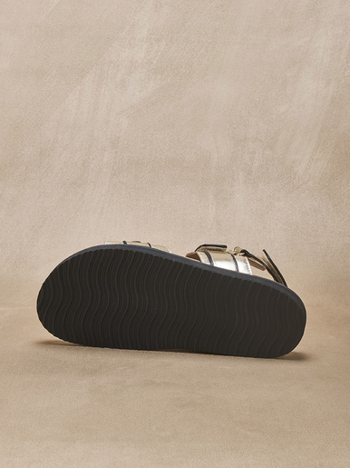 Sandales ouverture totale par scratchs