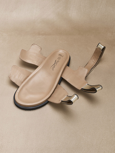 Sandales ouverture totale par scratchs