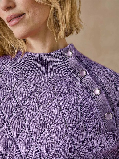 Pull maille fantaisie col montant