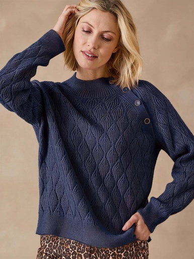 Pull maille fantaisie col montant
