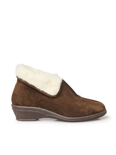 Pantoufles croûte de cuir fourrées