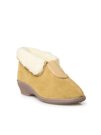 Pantoufles croûte de cuir fourrées