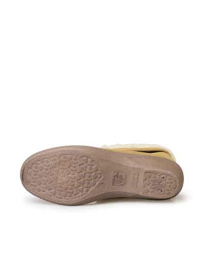 Pantoufles croûte de cuir fourrées