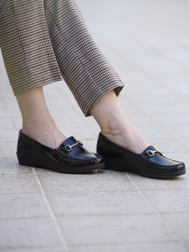 Mocassins boucle étrier largeur confort