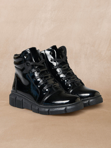 Boots fourrées zippées et lacées