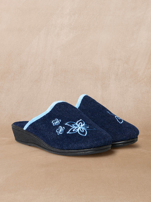 Mules brodées