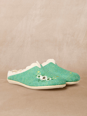 Mules broderies fleurs semelle amovible