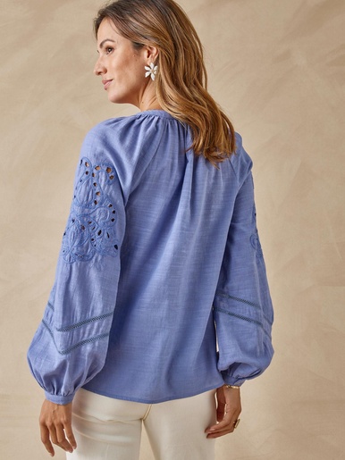 Blouse manches brodées