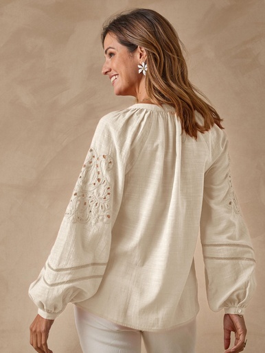 Blouse manches brodées