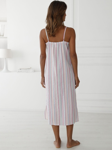Chemise de nuit légère fines bretelles