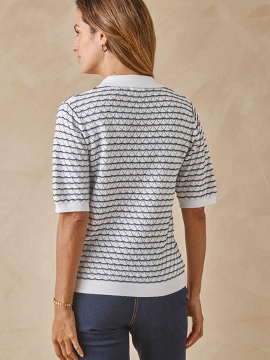 Pull maille fantaisie et jeux de rayures