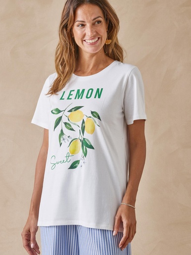 Tee-shirt motif placé