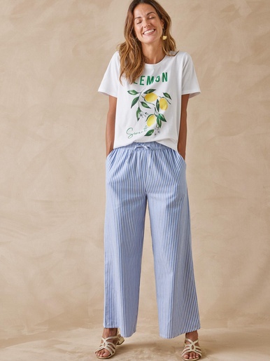 Tee-shirt motif placé