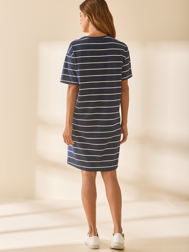Robe tee-shirt coupe ample