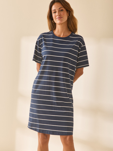 Robe tee-shirt coupe ample