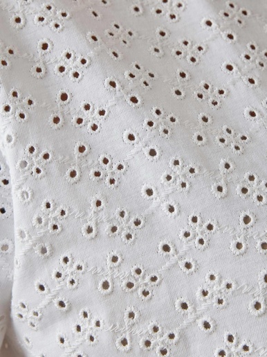 Tee-shirt en broderie anglaise