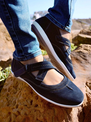 Babies cuir brides croisées