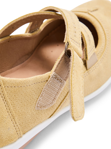 Babies cuir brides croisées