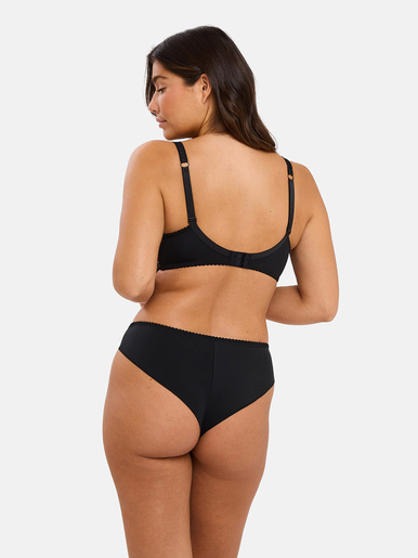 Tanga Arum Cabaret