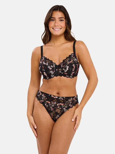 Tanga Arum Cabaret