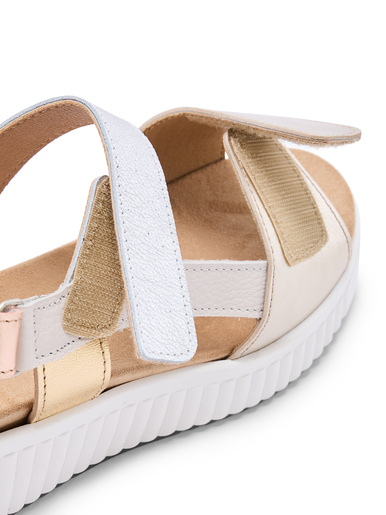 Sandales ouverture totale par scratchs