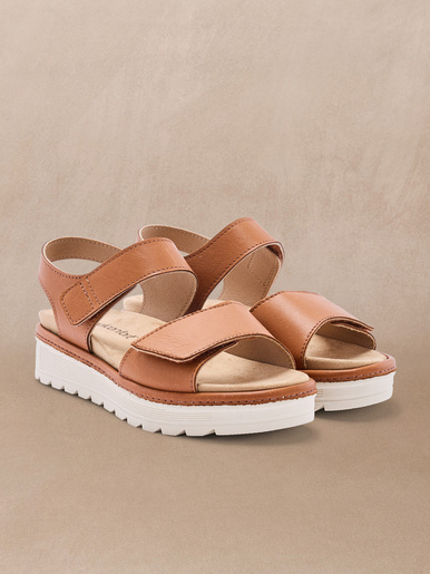 Sandales ouverture totale par scratchs