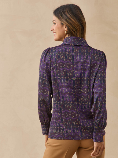 Blouse en satin avec lavallière