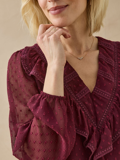 Blouse plumetis détails macramé