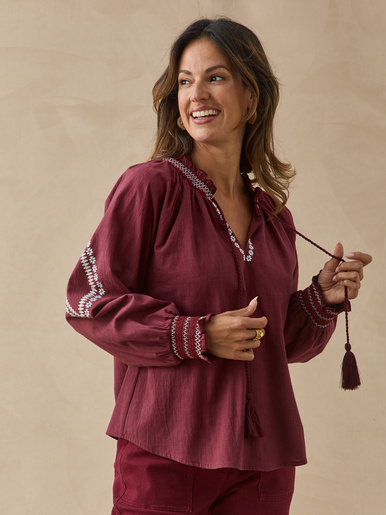 Blouse brodée